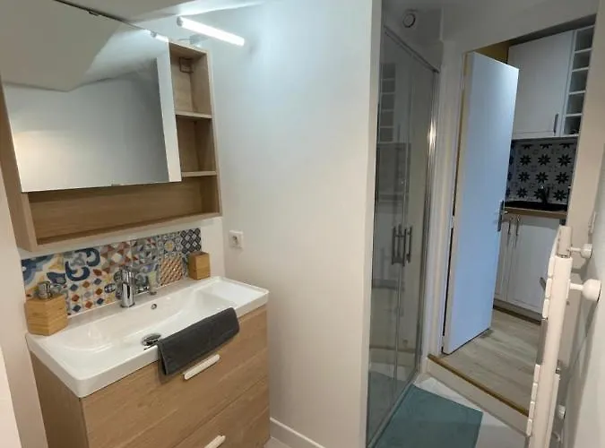 Apartman Superbe Meuble - Houdan